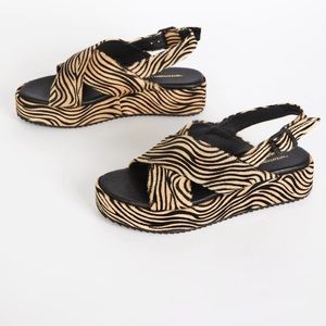 NWT Intentionally Blank SUM Sandals